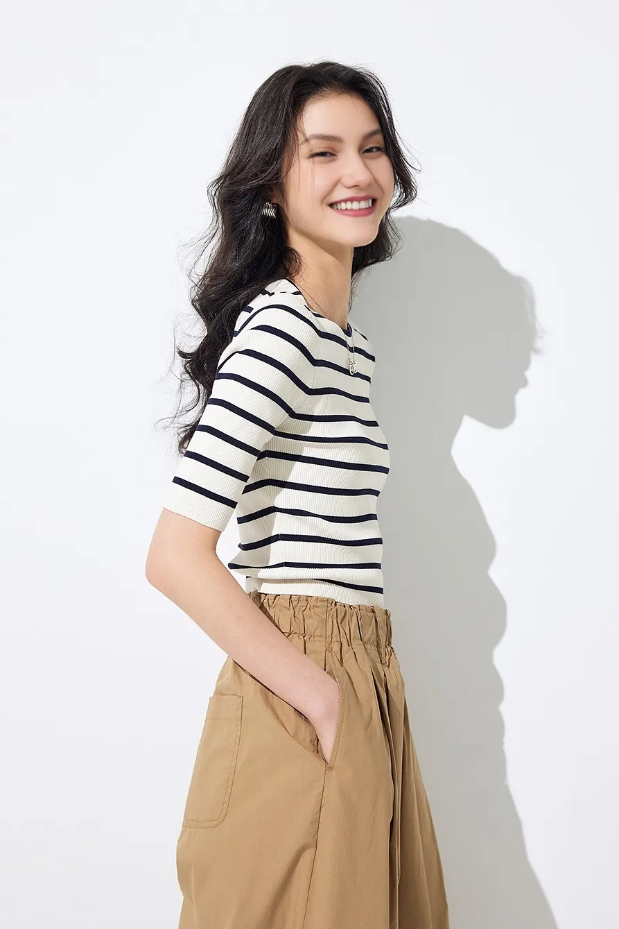 Classic Crewneck Cropped Knit Striped Sweater