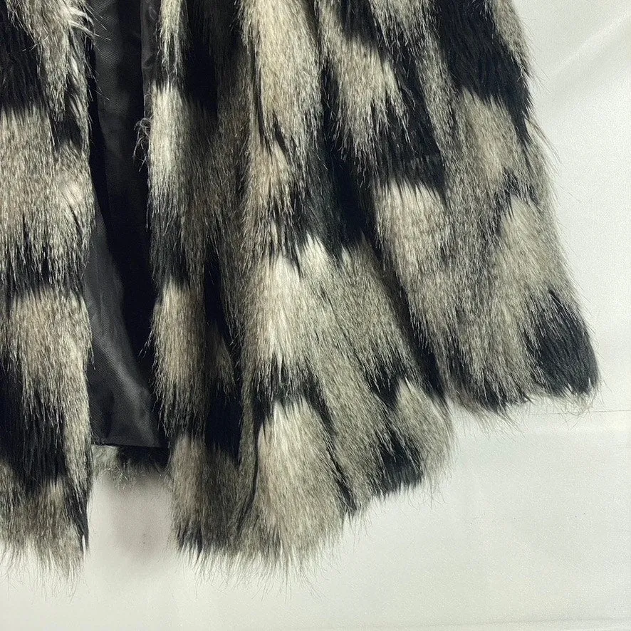 FOREVER 21 Women's Black/White Faux Fur Open-Front Coat SZ L