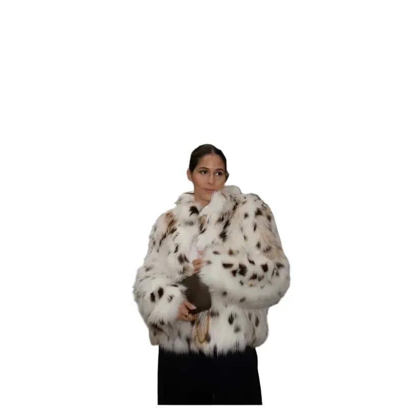 Luxury Women's Oversized Faux Fur Jacket – Thick Fluffy Cropped Coat, Warm Winter Fashion 2024 Chic Outerwear