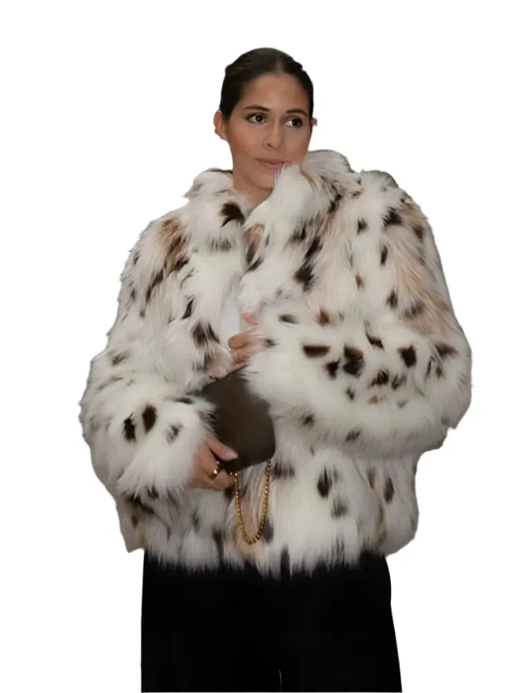 Luxury Women's Oversized Faux Fur Jacket – Thick Fluffy Cropped Coat, Warm Winter Fashion 2024 Chic Outerwear