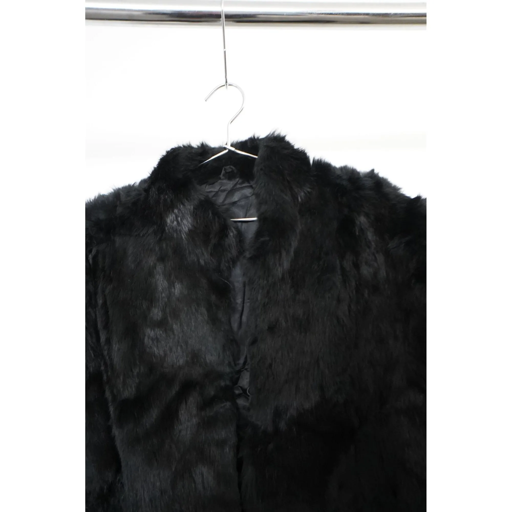 "Retail" Vintage Unbranded Black Winter Fur Coat (See Dimension) Women's