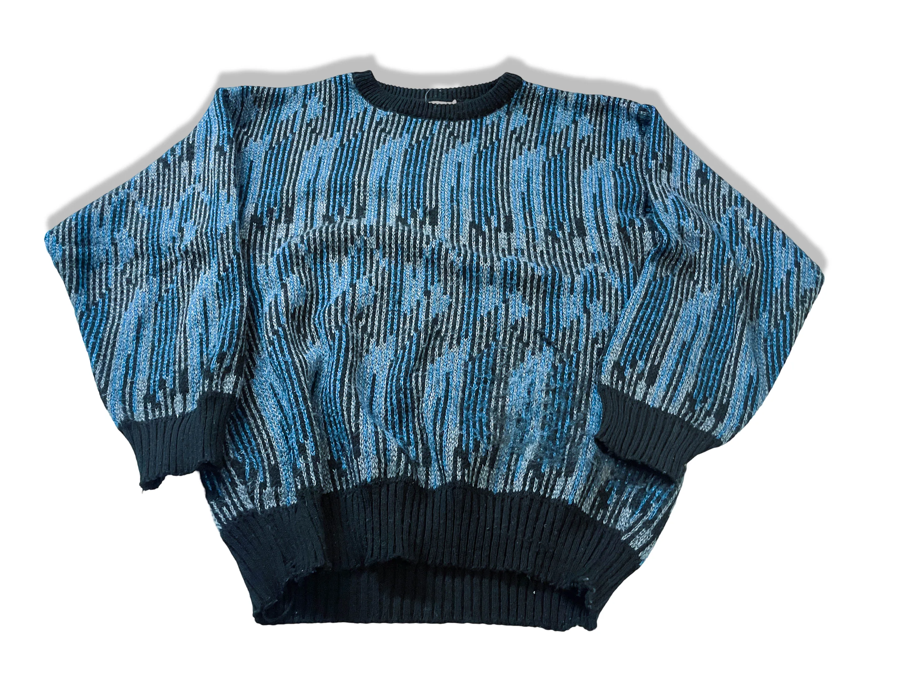 Vintage MarkAsion blue geometric print crew neck knitted 90's sweater in L|L26 W20| SKU 3986